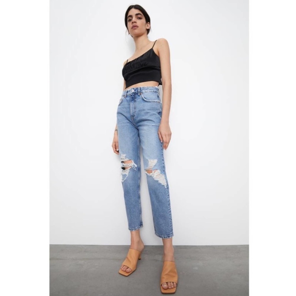 zara // ripped mom jeans